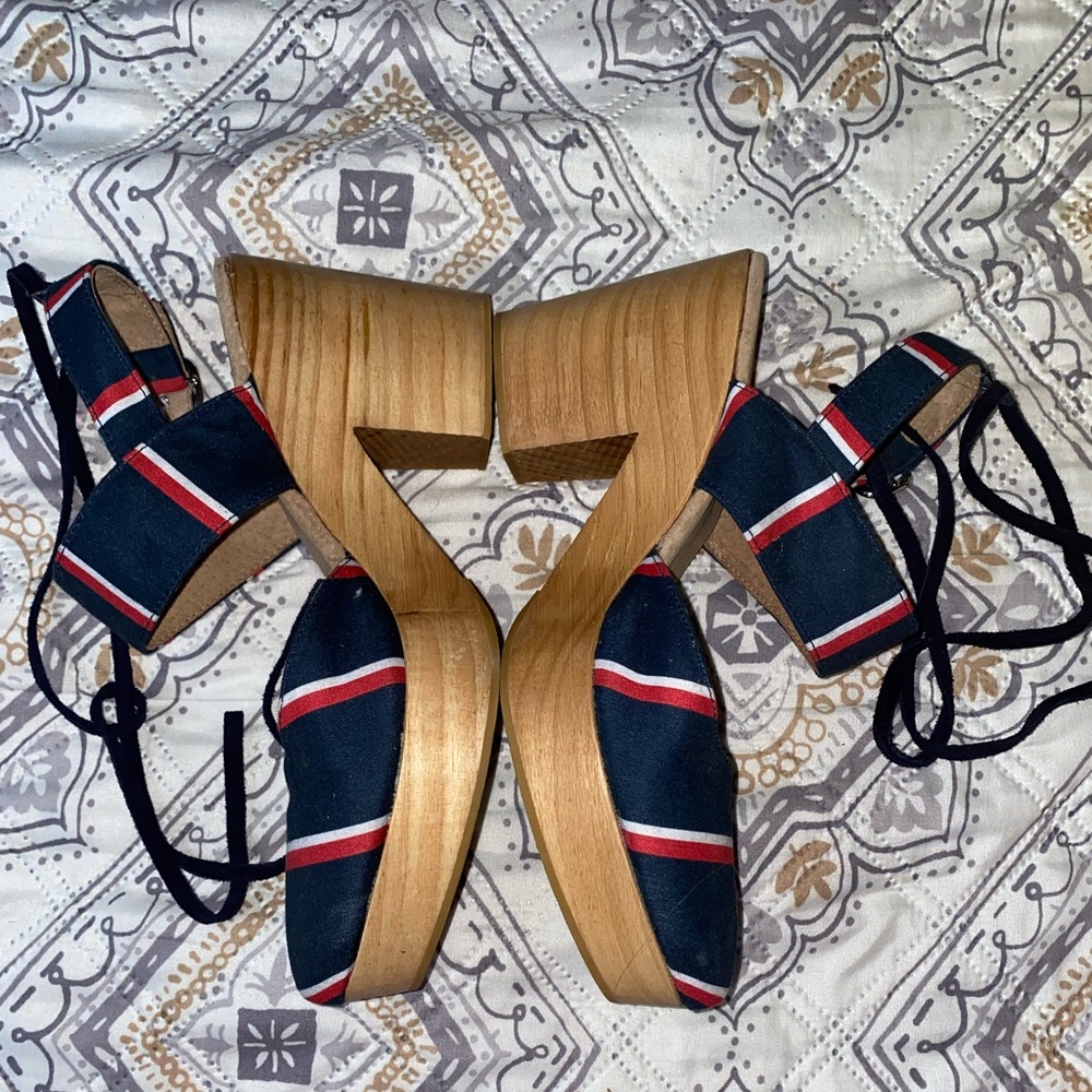 free people clogs